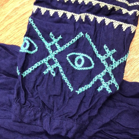 Patrons of Peace small blue boho embroidered top - Picture 6 of 8